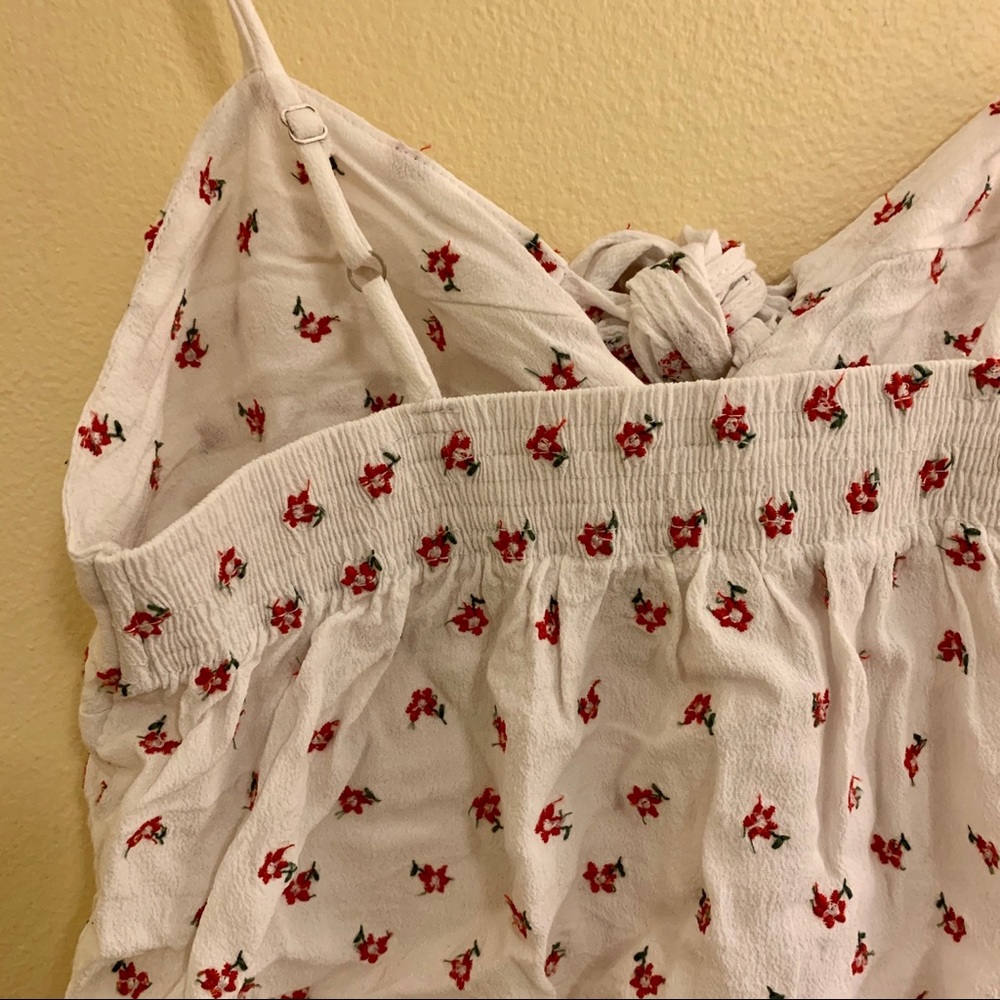 Flower Embroidered Tank - Picture 4 of 5